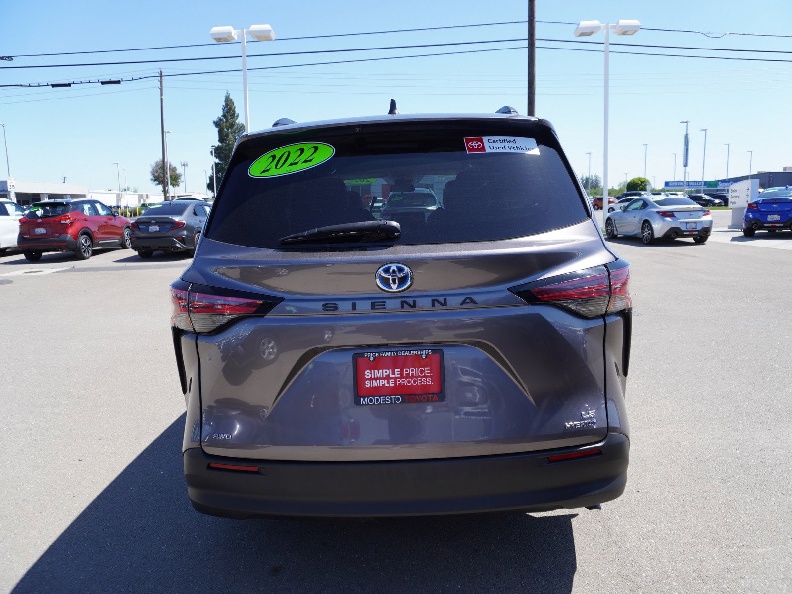 Used 2022 Toyota Sienna LE image 10