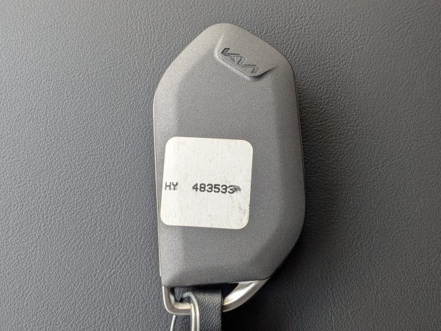 New 2026 Kia Sorento LX FWD image 34