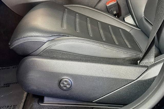 Used 2026 Mercedes-Benz GLC 300 4MATIC image 18