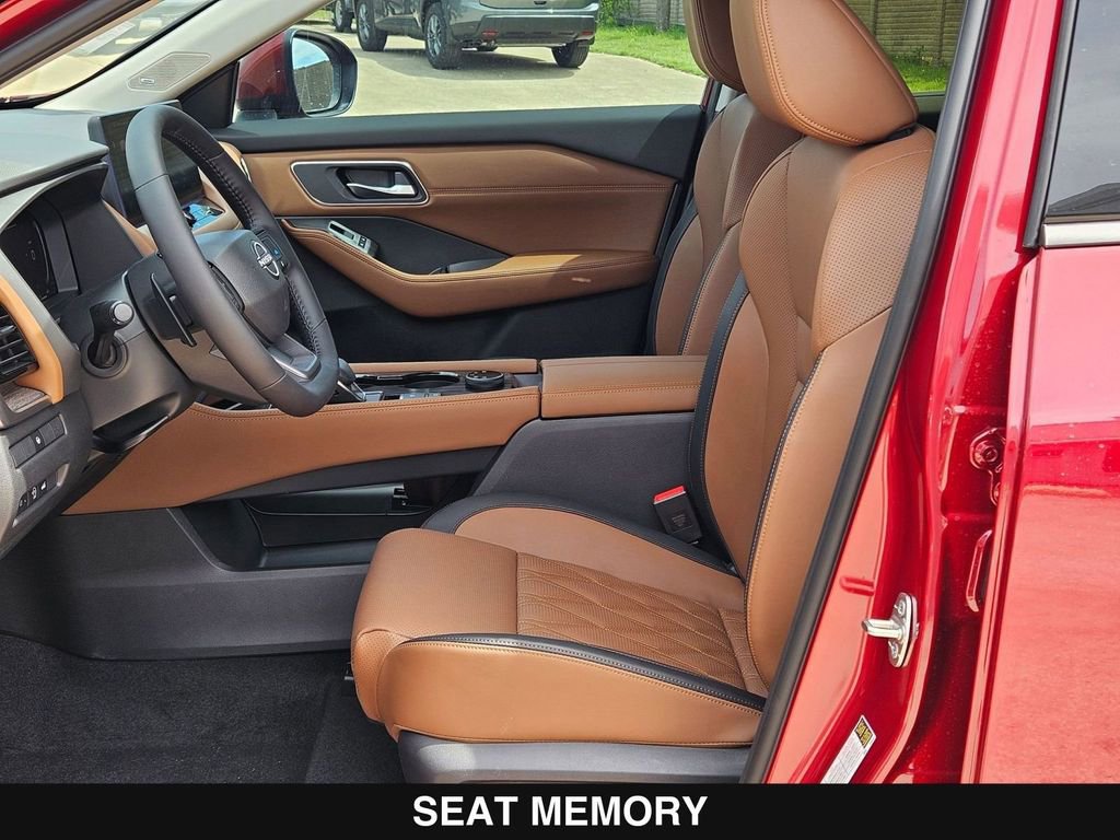 New 2026 Nissan Rogue Platinum AWD/4WD image 11