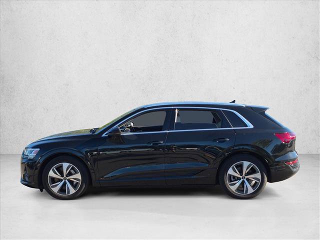 Used 2024 Audi Q8 e-tron Premium Plus AWD/4WD image 8