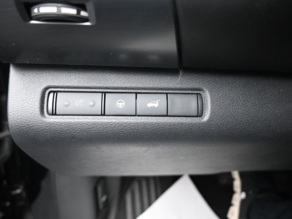 Used 2023 Nissan Pathfinder SL image 22