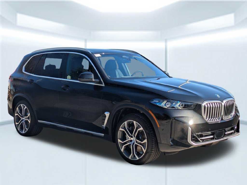 New 2026 BMW X5 xDrive50e w/ Premium Package AWD/4WD image 7