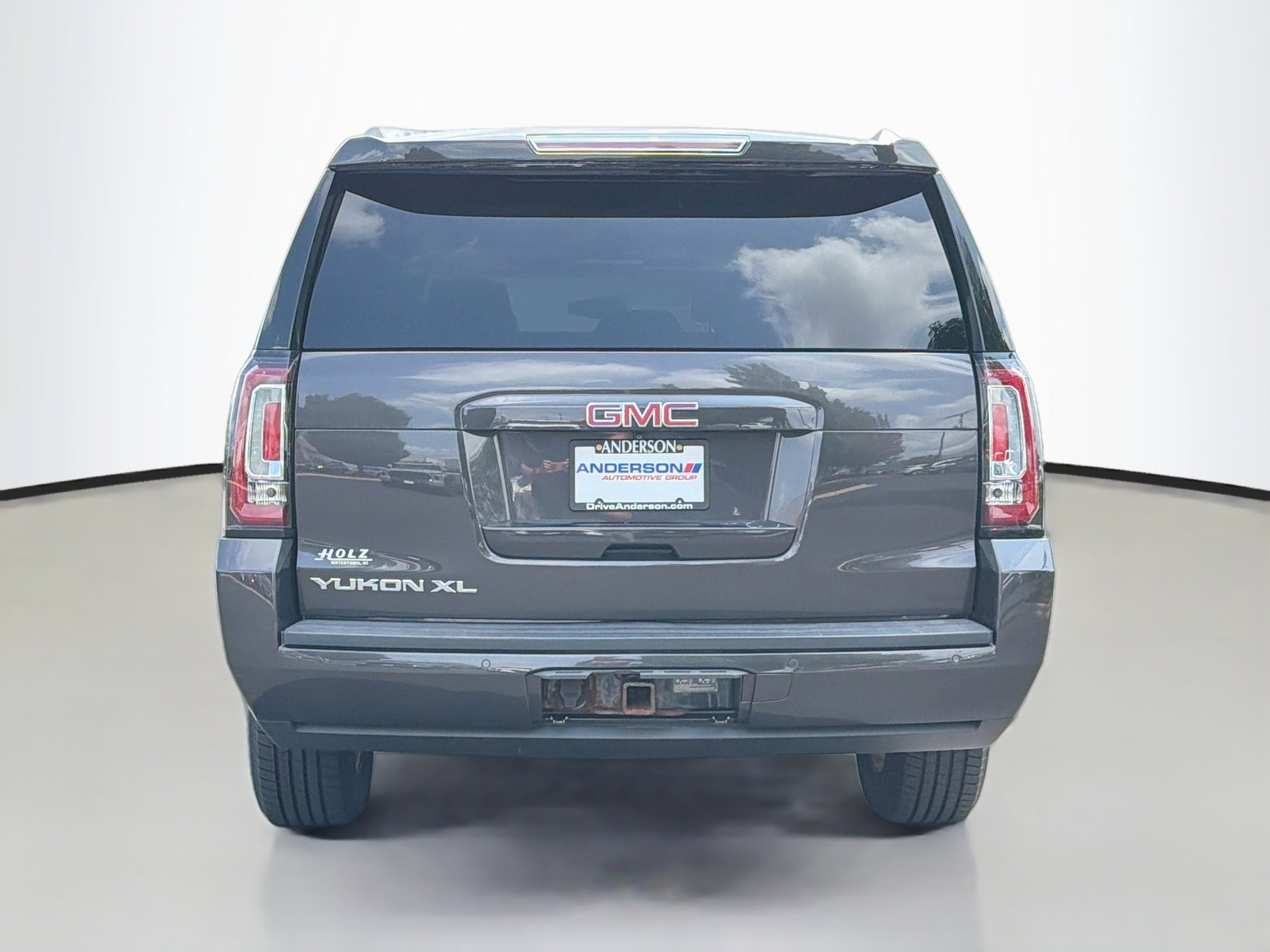 Used 2016 GMC Yukon XL SLT w/ Open Road Package AWD/4WD image 6