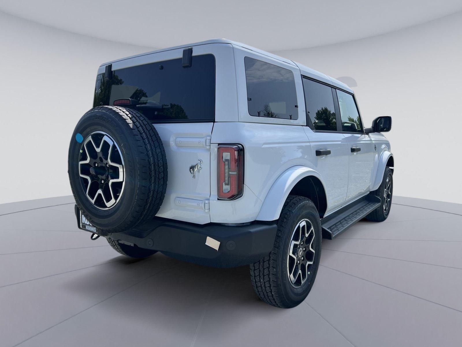 New 2026 Ford Bronco Outer Banks AWD/4WD image 7