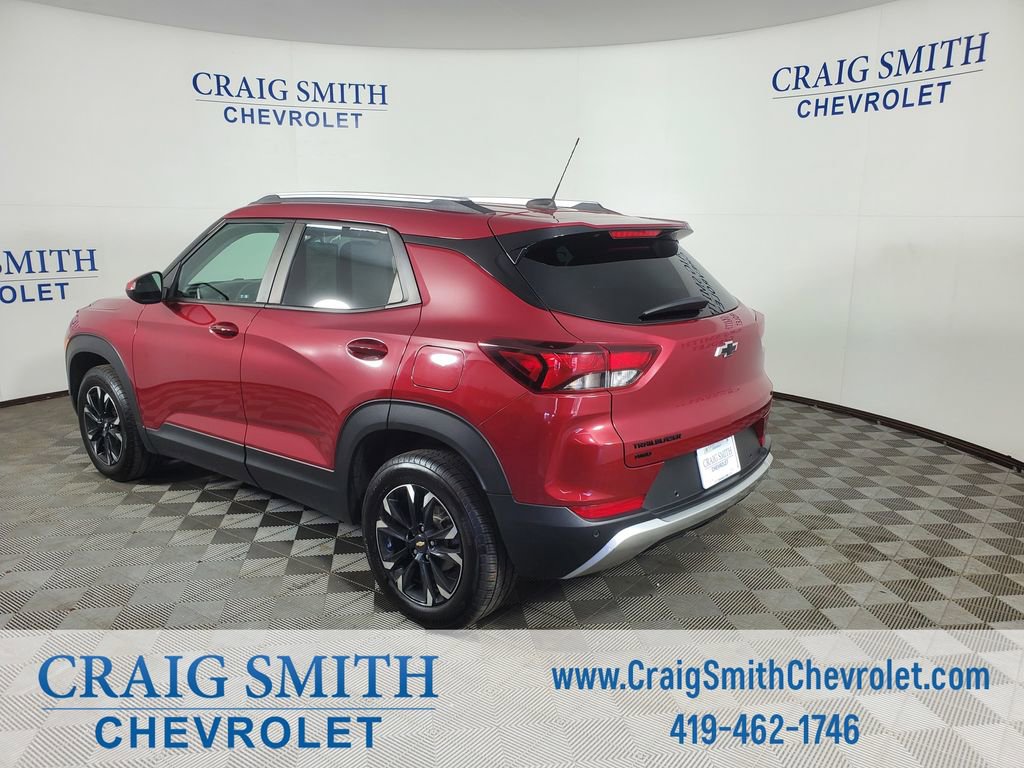 Used 2021 Chevrolet TrailBlazer LT w/ Convenience Package AWD/4WD image 3