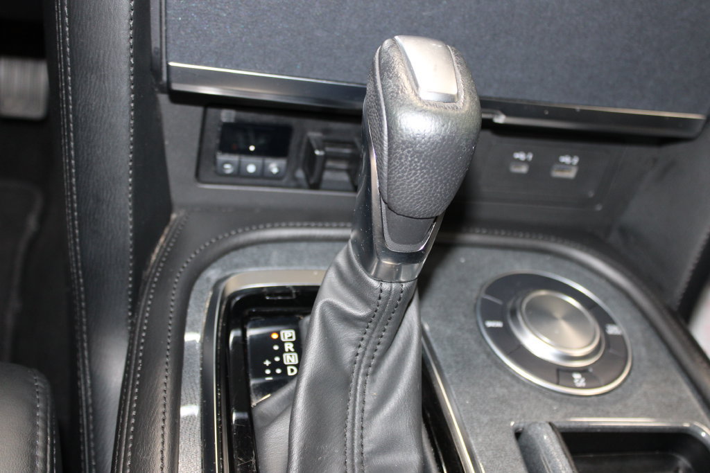 Used 2024 Nissan Armada SV RWD image 53