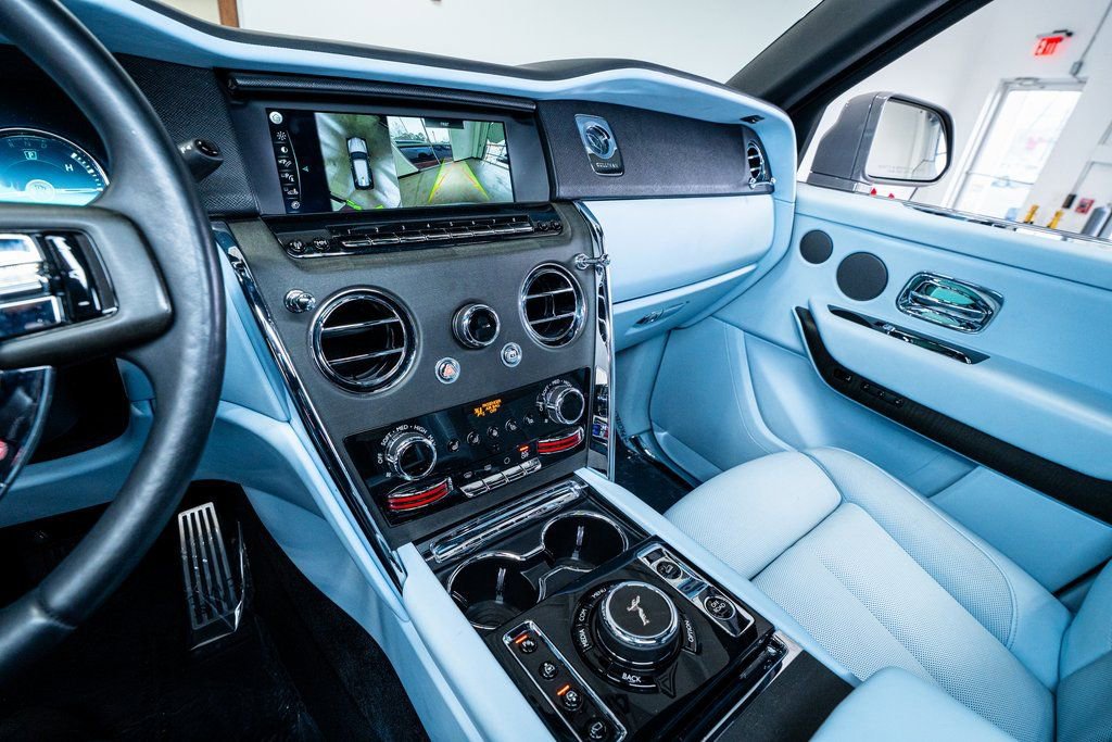 Used 2022 Rolls-Royce Cullinan image 50