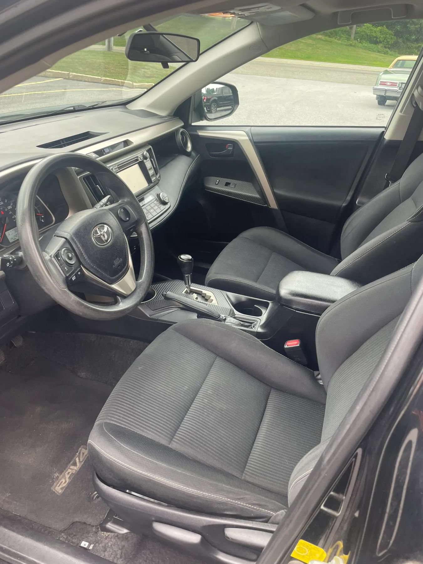 Used 2013 Toyota RAV4 XLE AWD/4WD image 55