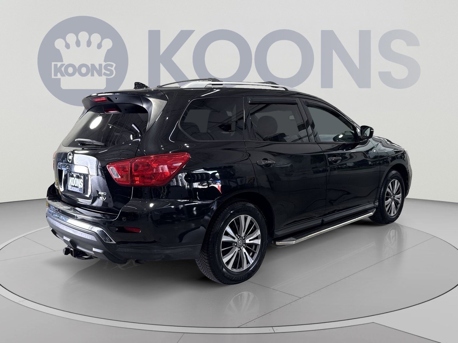 Used 2019 Nissan Pathfinder SV AWD/4WD image 11