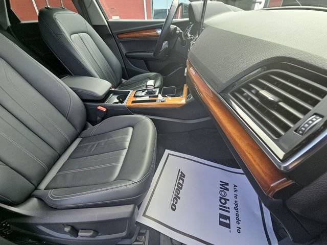Used 2023 Audi Q5 2.0T Premium AWD/4WD image 32