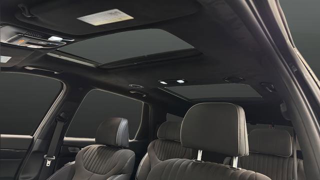 Used 2024 Hyundai Palisade Calligraphy image 13