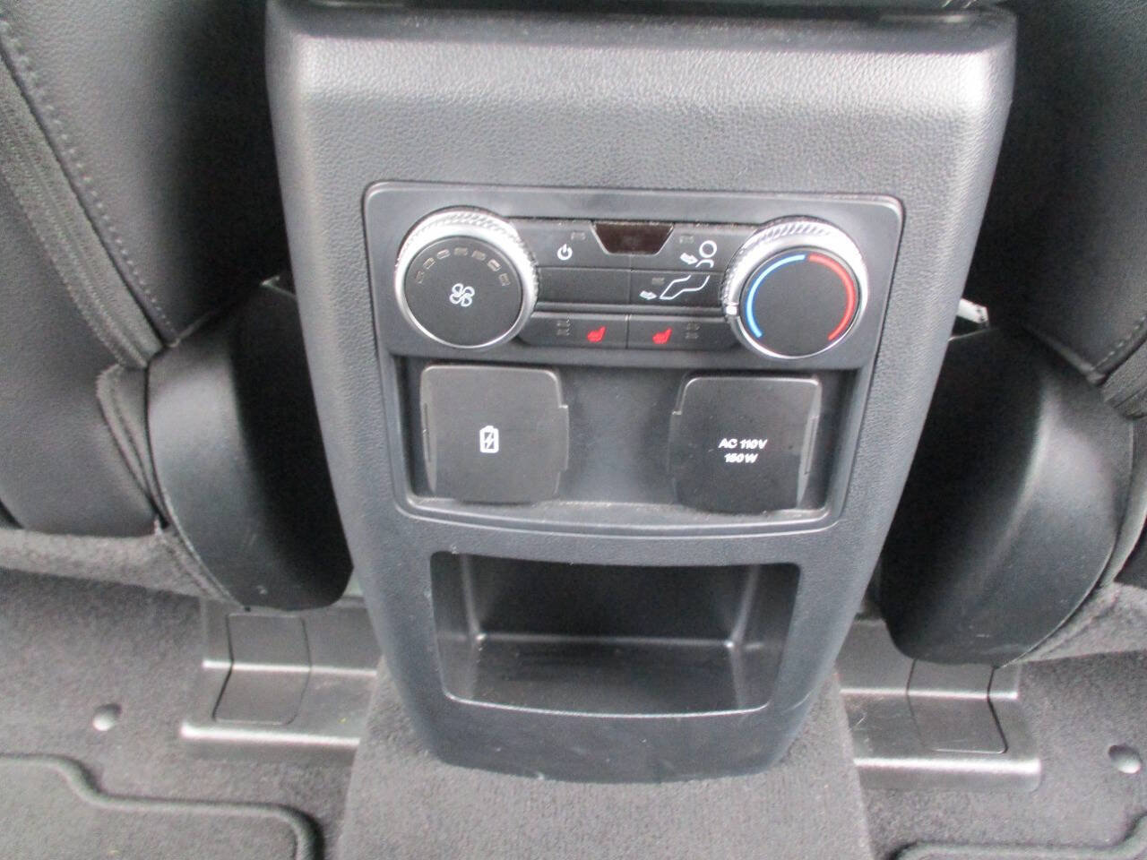 Used 2021 Ford Explorer Limited w/ Equipment Group 301A RWD image 34