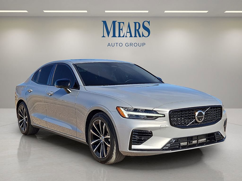 Certified 2023 Volvo S60 T8 Plus image 8