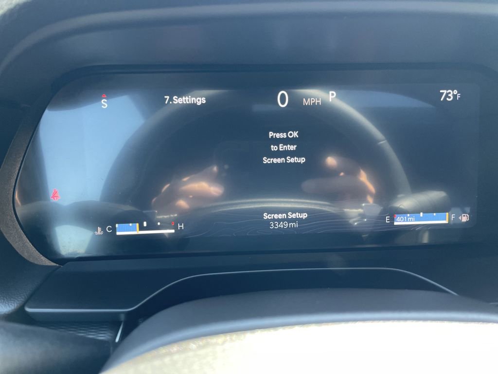 Used 2025 Jeep Grand Cherokee Altitude AWD/4WD image 17