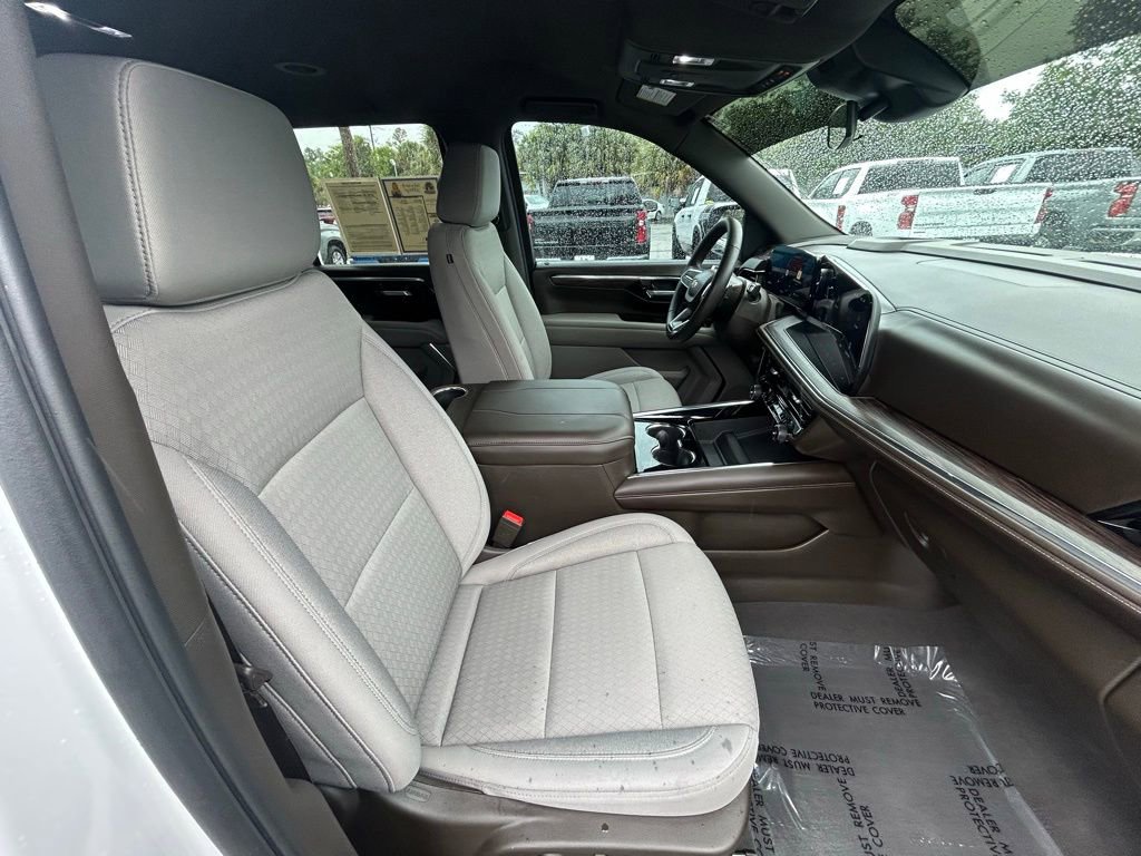 Used 2025 Chevrolet Tahoe LS image 23