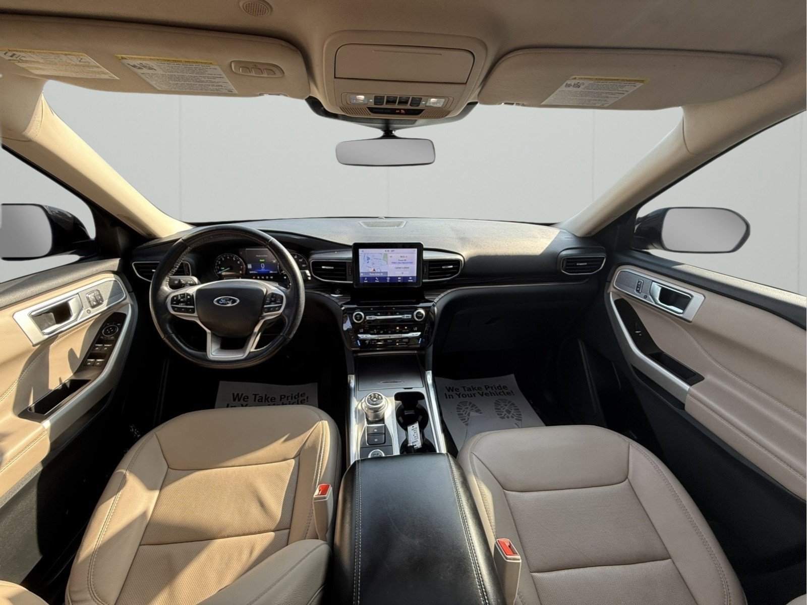 Used 2021 Ford Explorer Limited w/ Hybrid Equipment Group 310A image 2