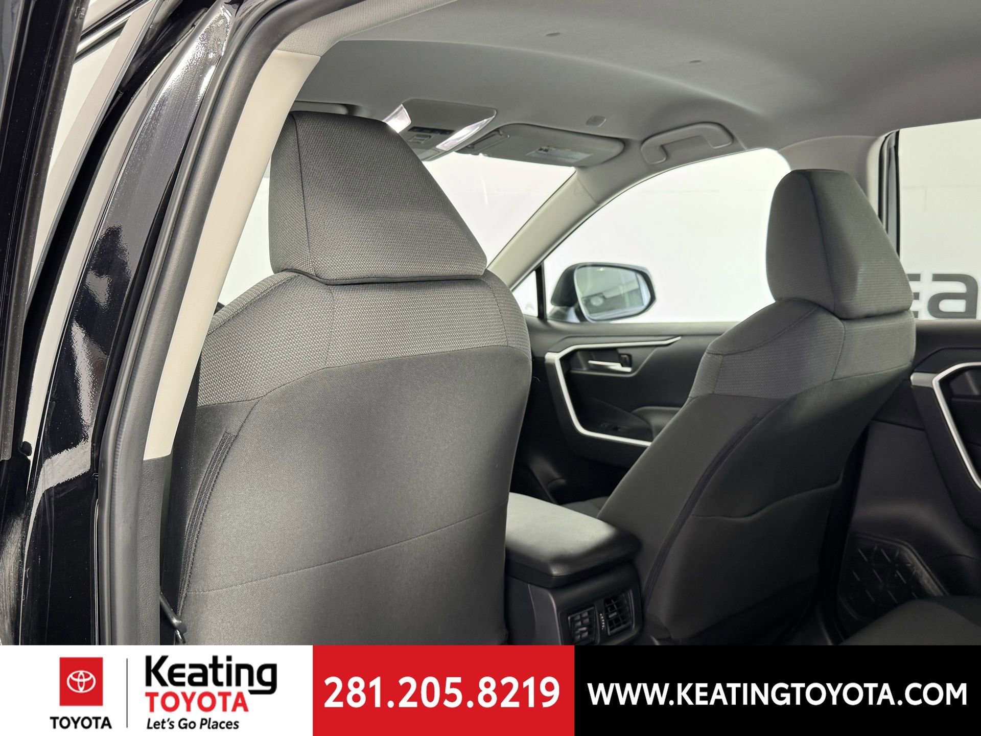 Certified 2025 Toyota RAV4 XLE FWD image 18