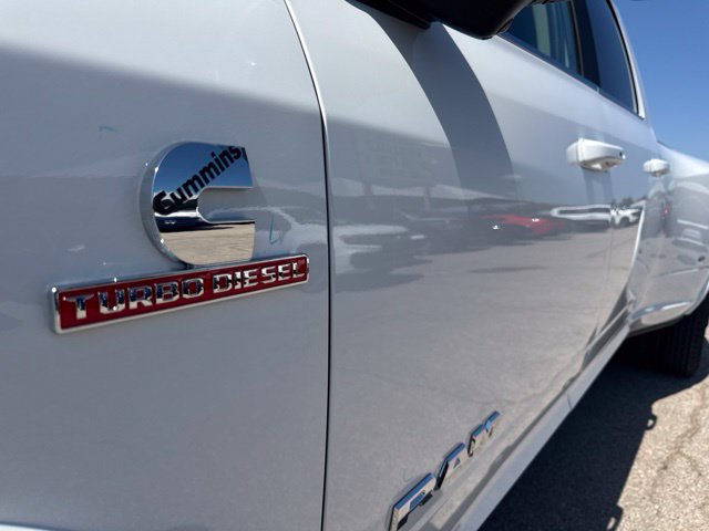 New 2027 RAM 3500 Limited AWD/4WD image 9