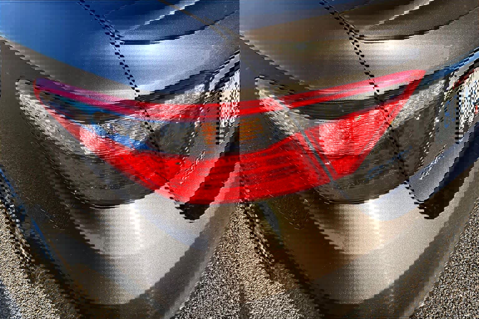 Used 2016 Toyota Camry SE image 29