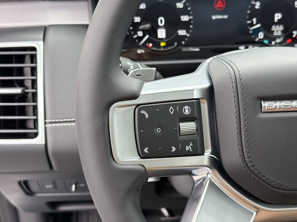 New 2026 Land Rover Discovery Limited Edition AWD/4WD image 26