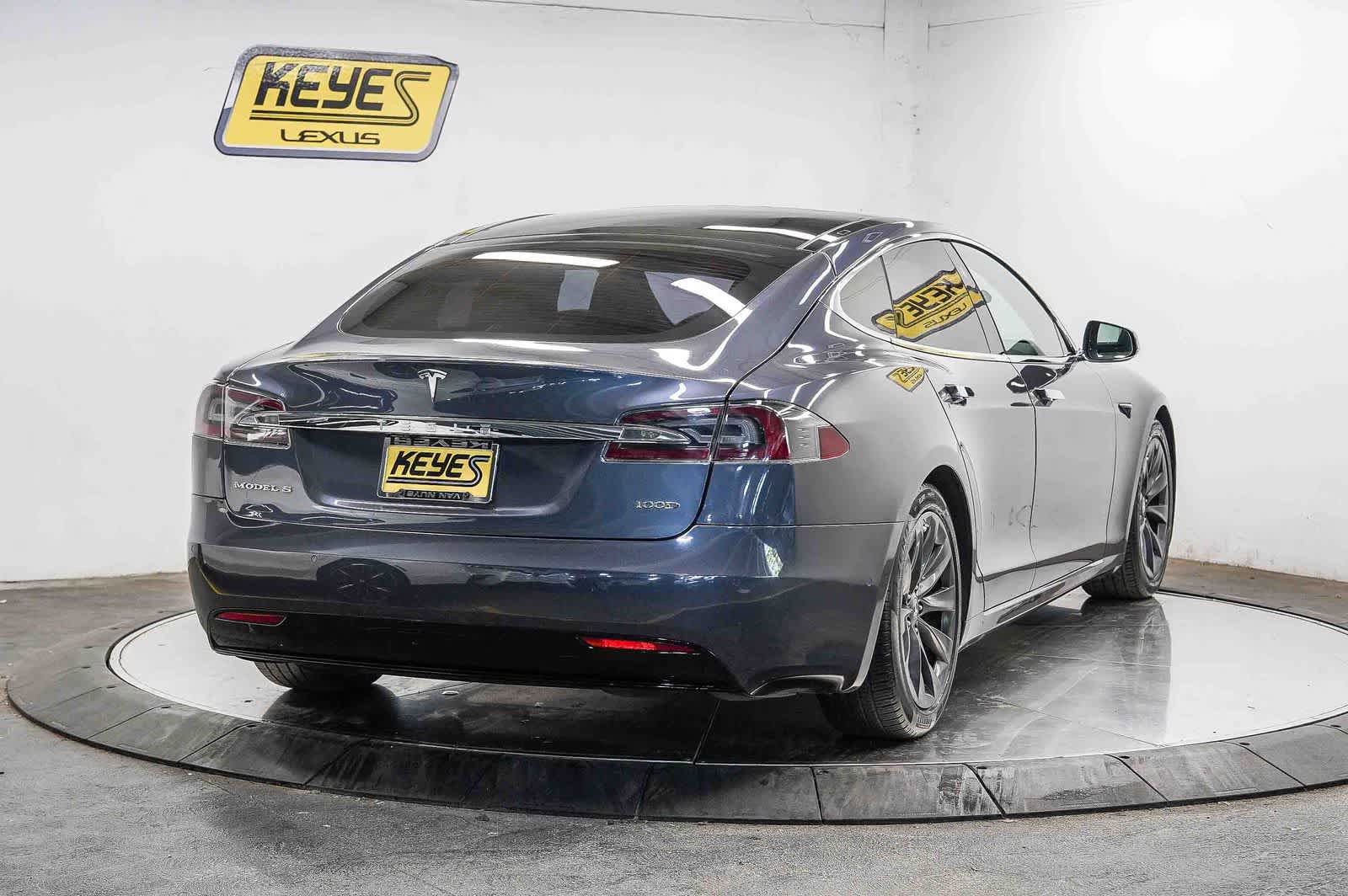 Used 2019 Tesla Model S 100D AWD/4WD image 4