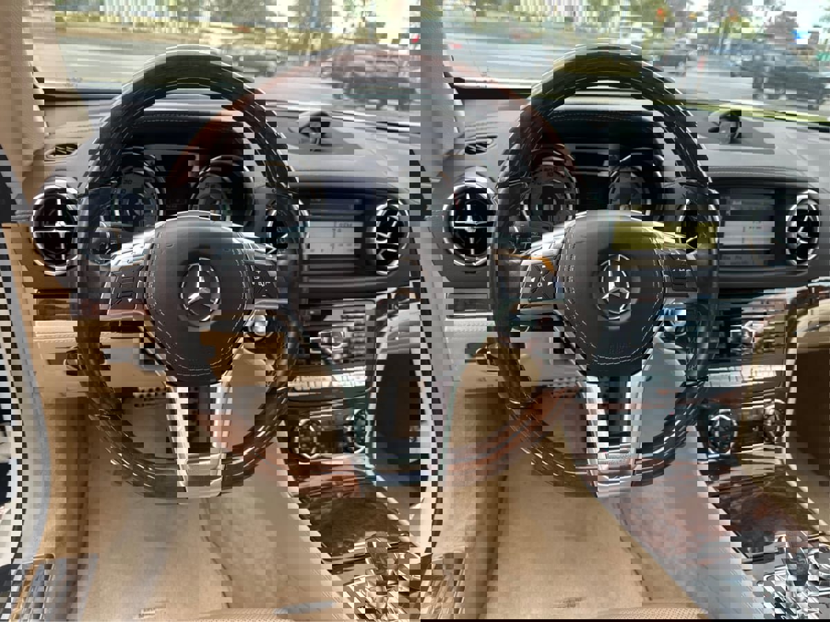 Used 2013 Mercedes-Benz SL 550 image 14