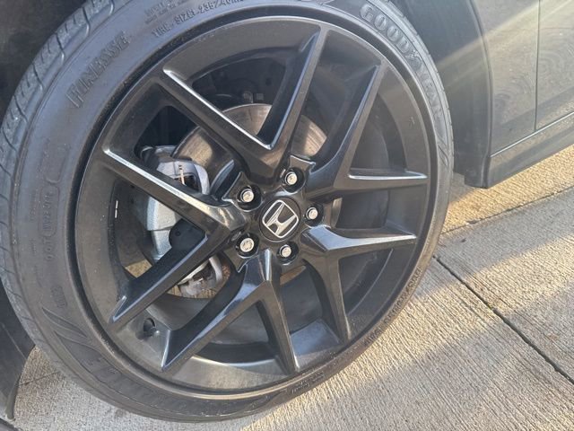 Used 2025 Honda Civic Sport image 15