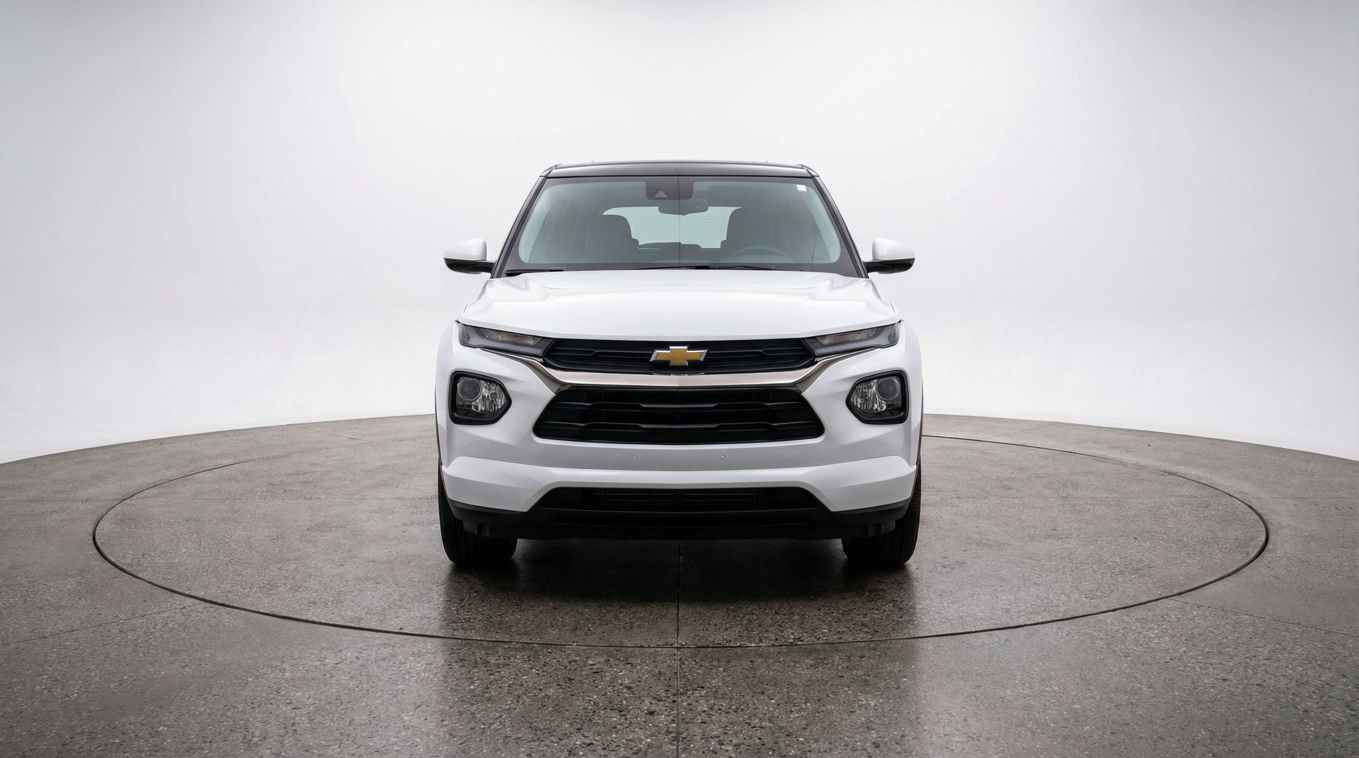 Used 2025 Chevrolet TrailBlazer LT FWD image 2