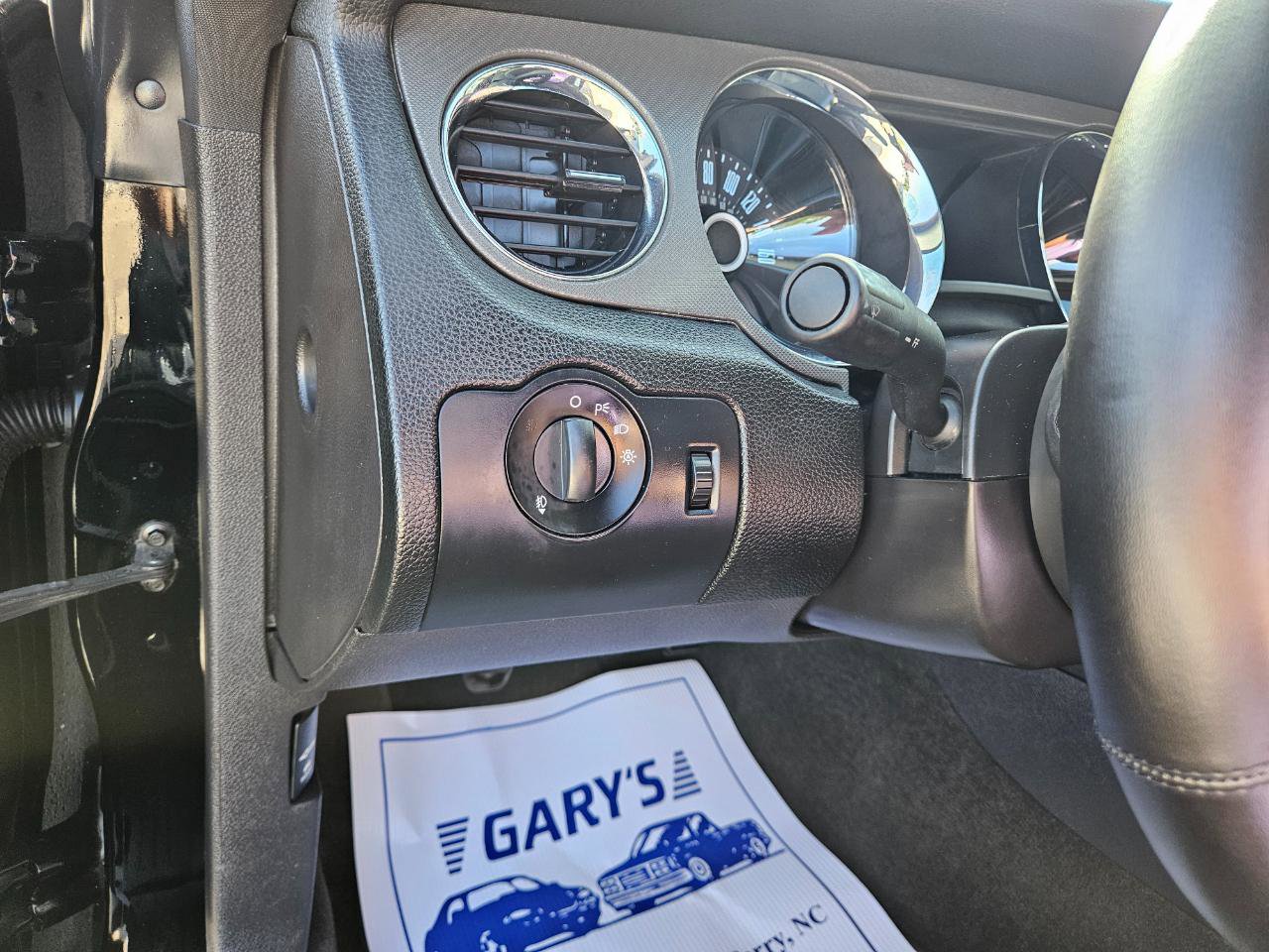 Used 2014 Ford Mustang GT image 19