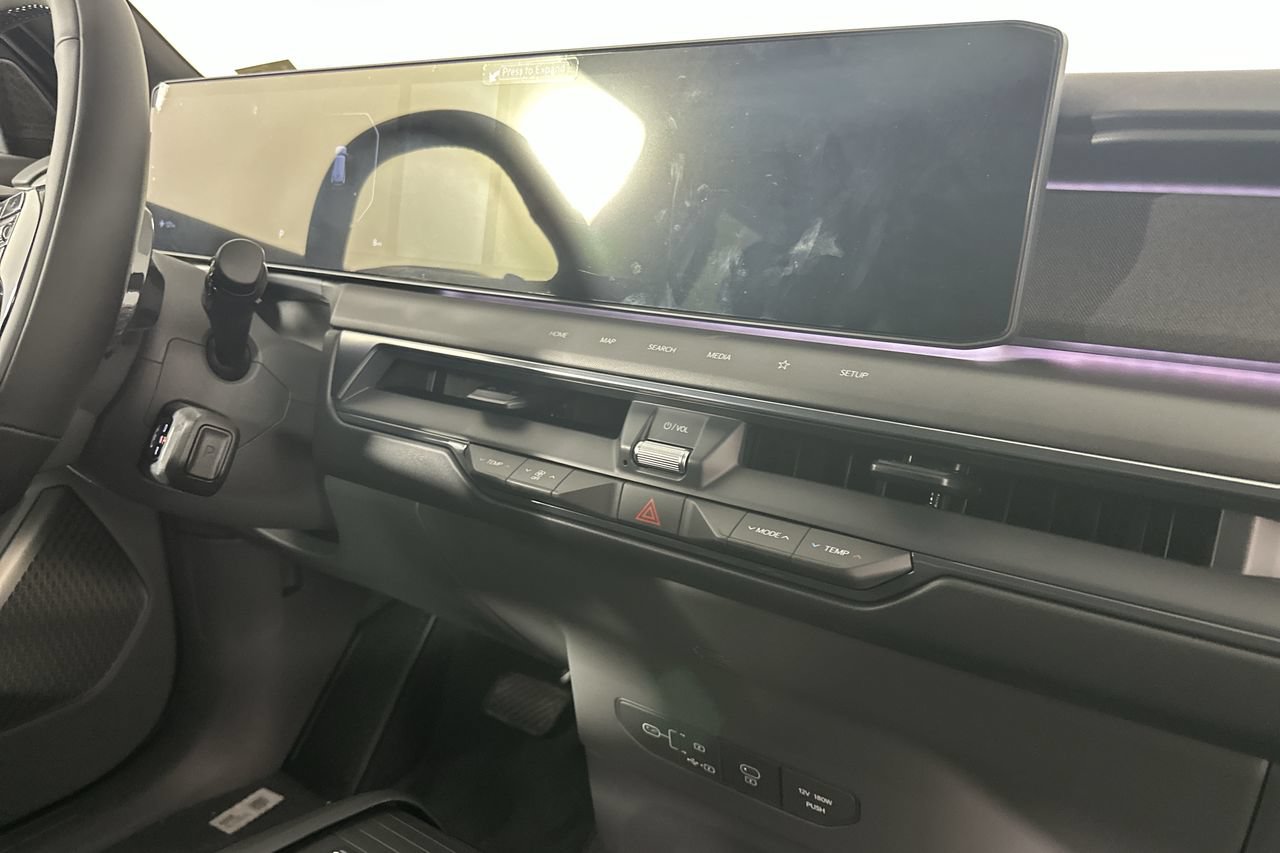 New 2027 Kia EV9 Land AWD/4WD image 15