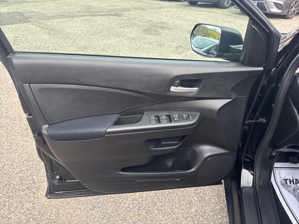 Used 2015 Honda CR-V LX image 12