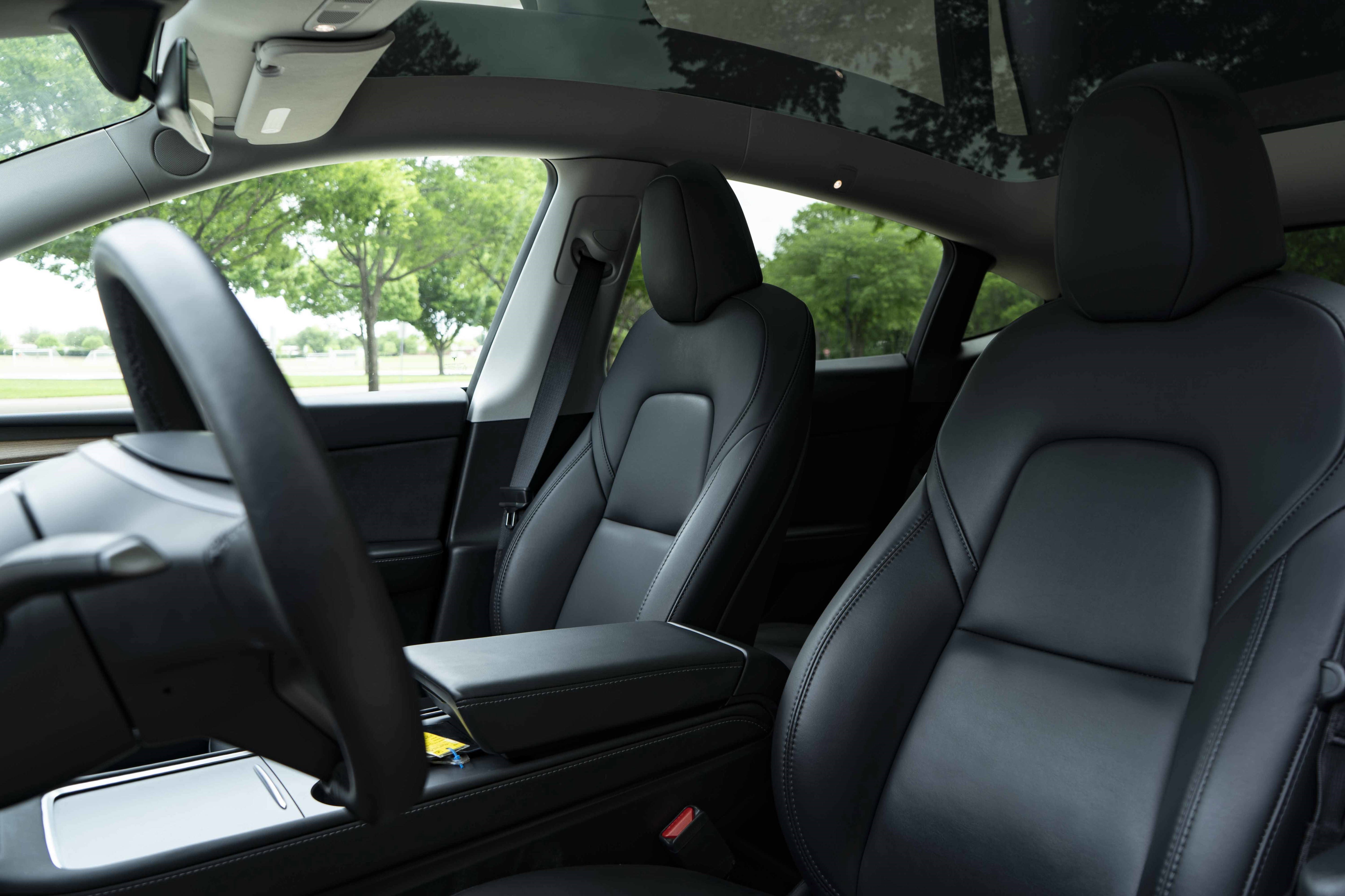 Used 2023 Tesla Model Y AWD image 17