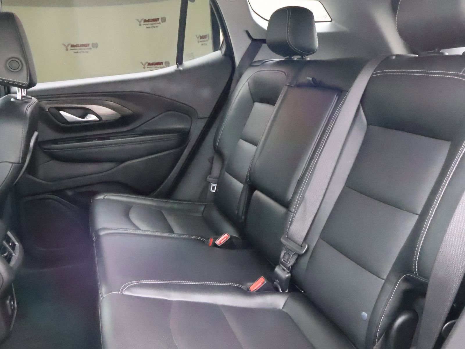 Used 2024 GMC Terrain SLT image 53