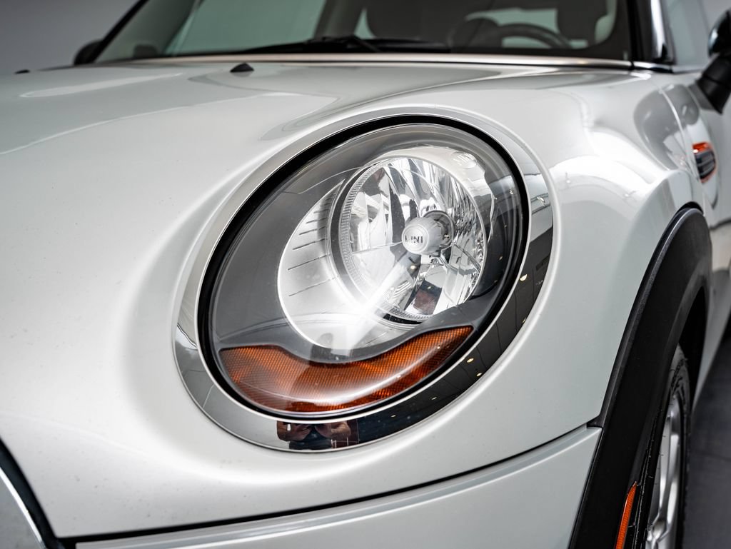Used 2016 MINI Cooper 2-Door Hardtop FWD image 15