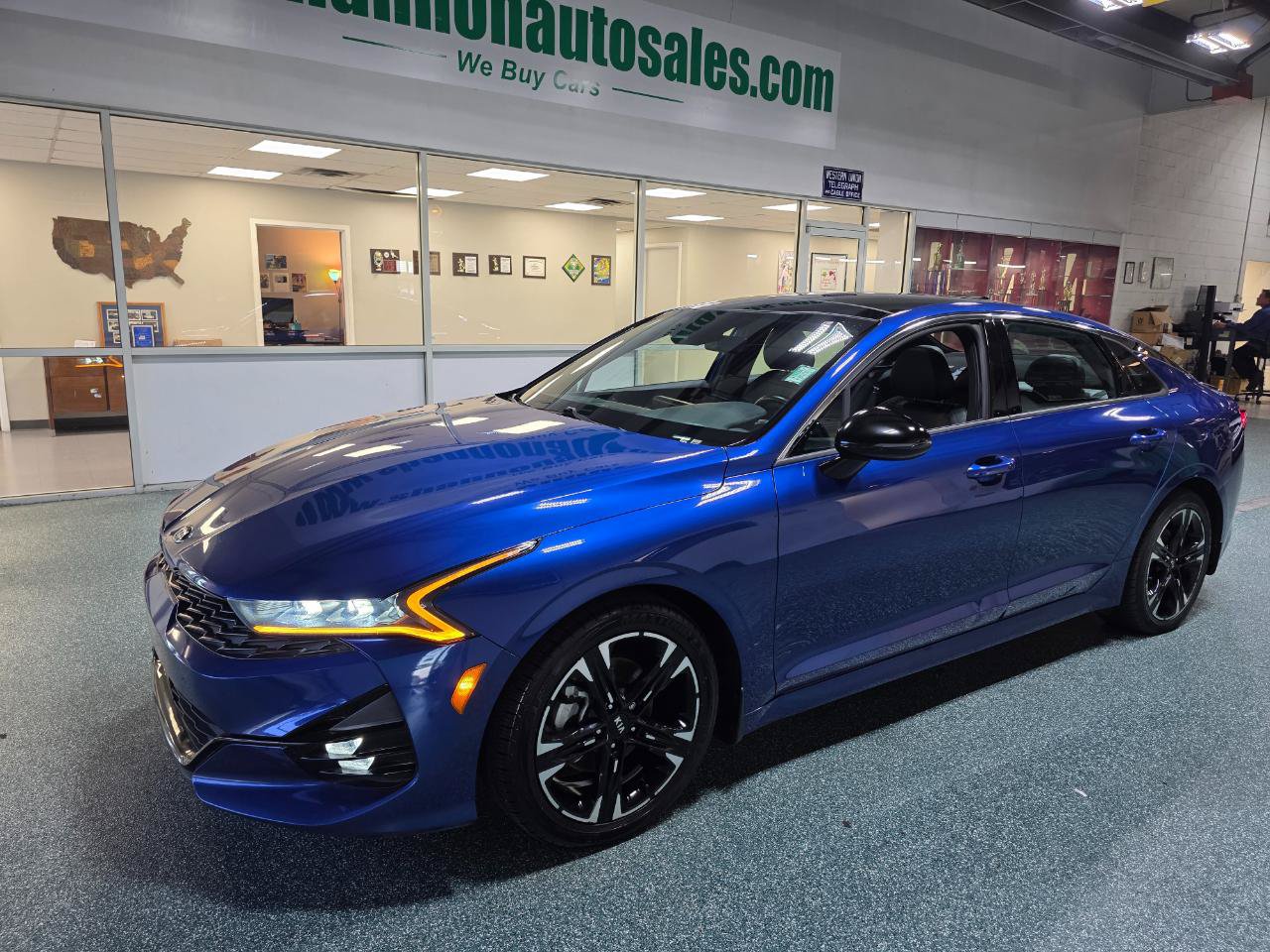 Used 2021 Kia K5 GT-Line AWD/4WD image 2