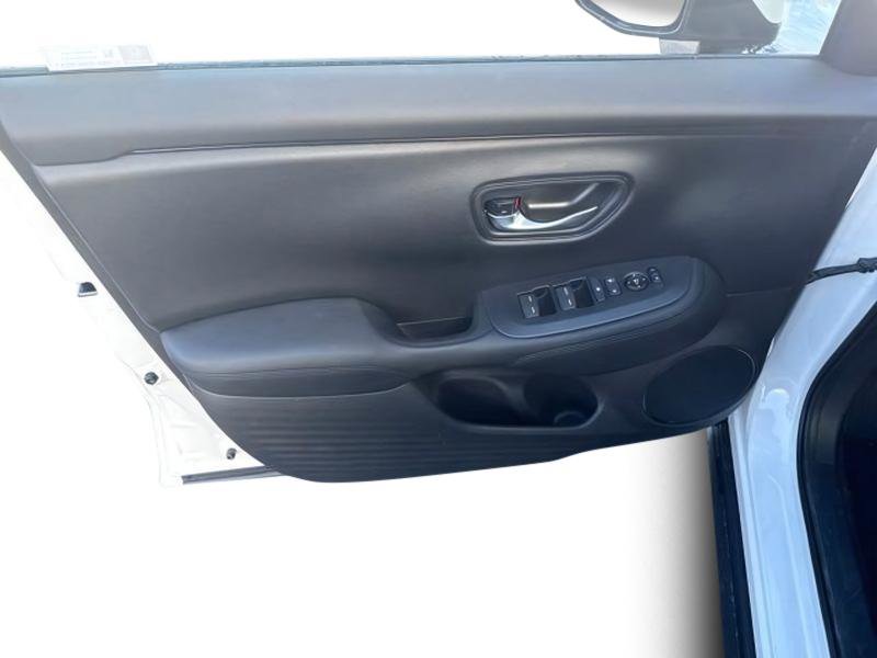 New 2026 Honda HR-V LX image 10