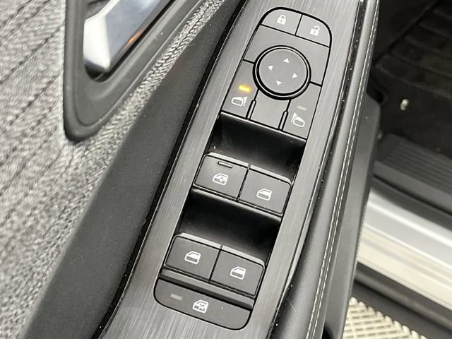 Certified 2023 Nissan Rogue SV image 13