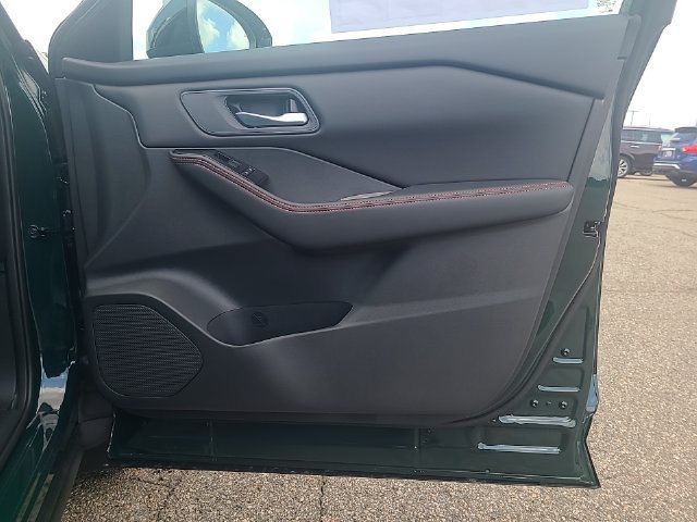 New 2026 Nissan Rogue SV AWD/4WD image 23