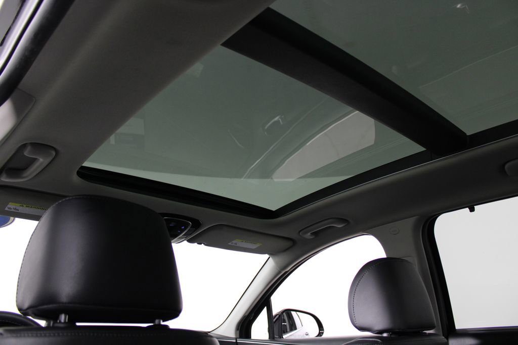 Certified 2023 Hyundai Santa Fe SEL w/ Premium Package image 23