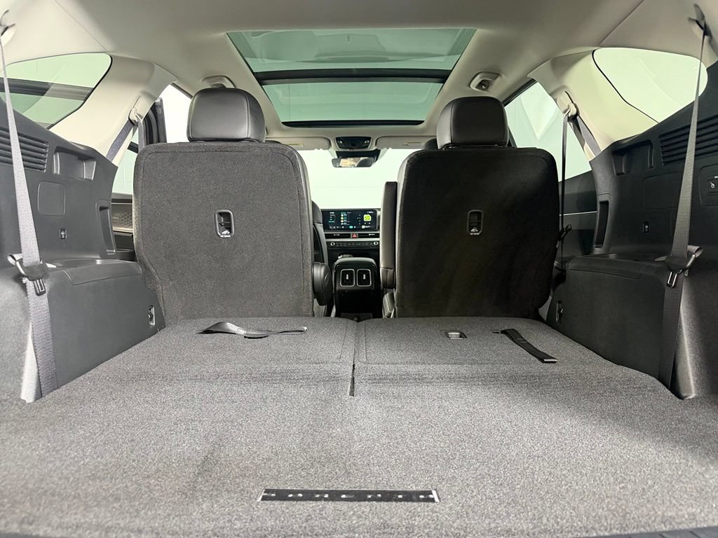 Used 2025 Kia Sorento EX w/ Panoramic Sunroof Package FWD image 23