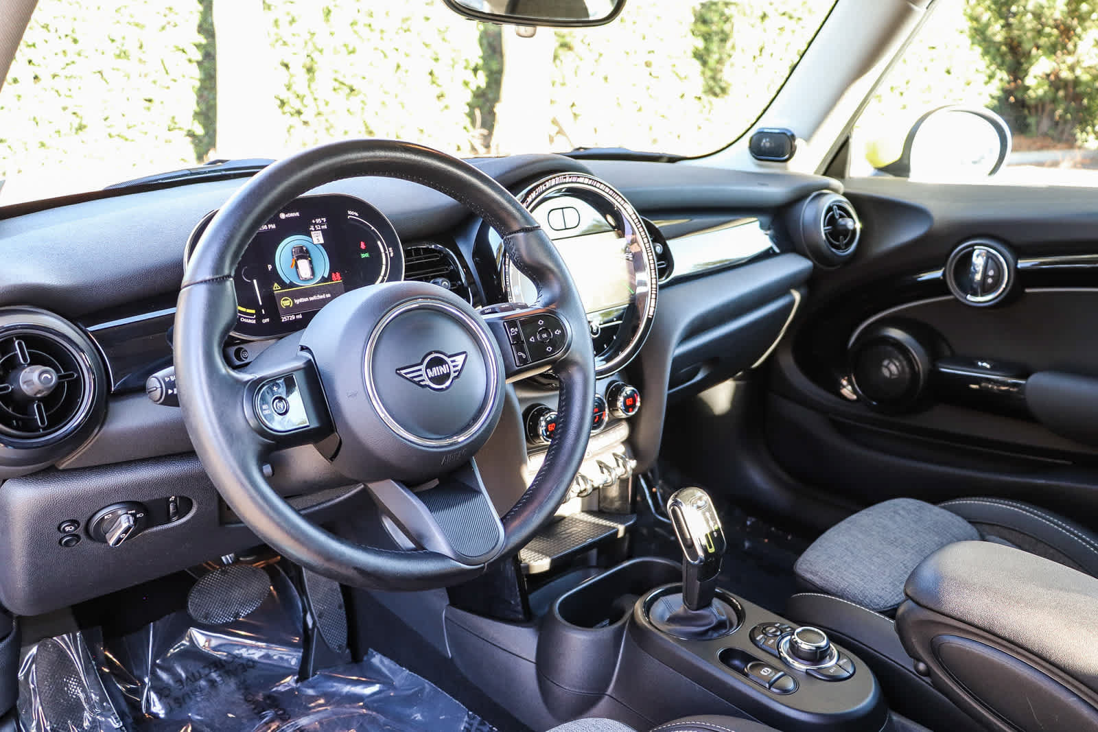Used 2023 MINI Cooper SE FWD image 13