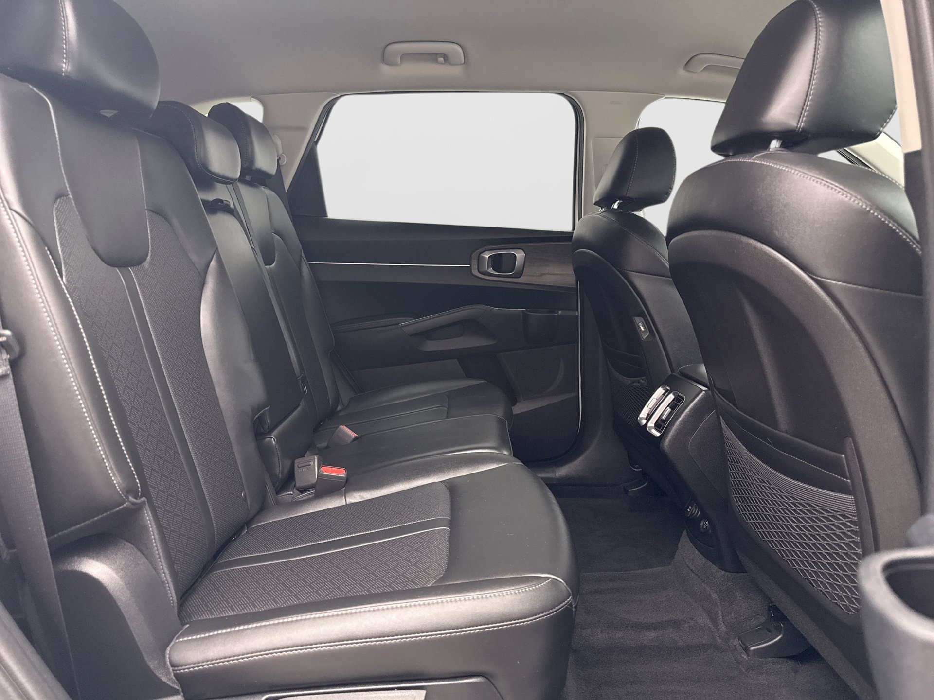 Used 2022 Kia Sorento S AWD/4WD image 18
