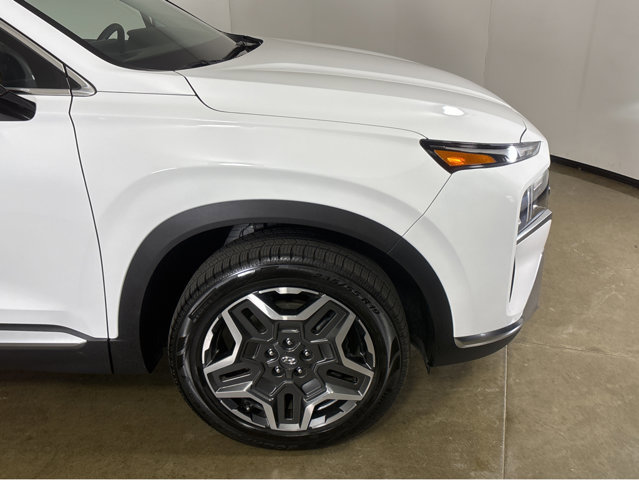 Used 2023 Hyundai Santa Fe SEL Premium image 14