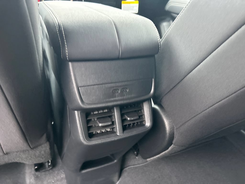 New 2026 GMC Terrain Elevation w/ Black Edition AWD/4WD image 32