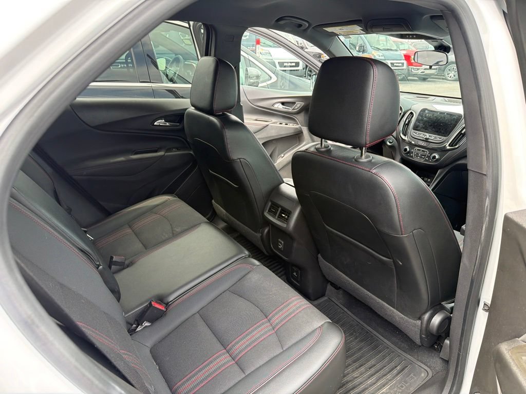 Used 2023 Chevrolet Equinox RS FWD image 25