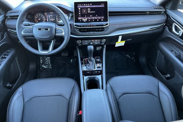 New 2026 Jeep Compass Trailhawk AWD/4WD image 4