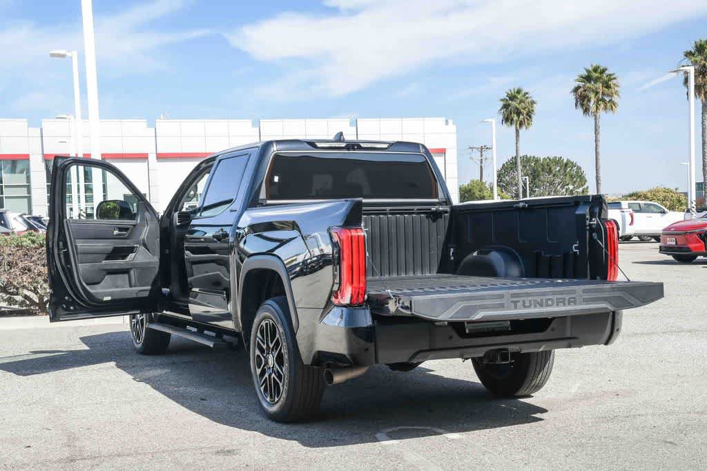 Used 2024 Toyota Tundra Limited AWD/4WD image 28