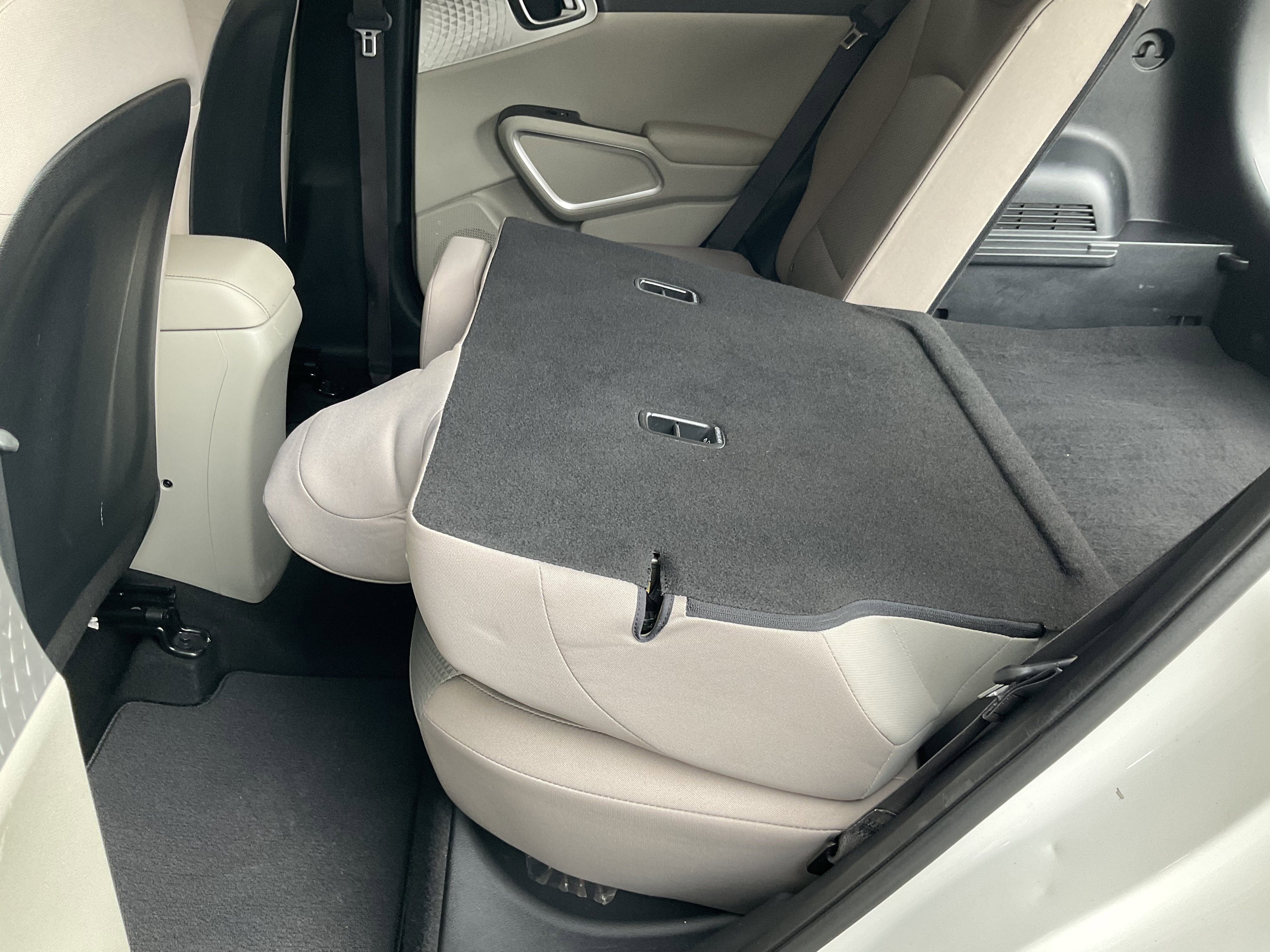 Used 2022 Kia Soul LX FWD image 34