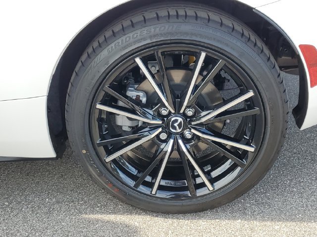 New 2026 MAZDA MX-5 Miata RF Grand Touring RWD image 28